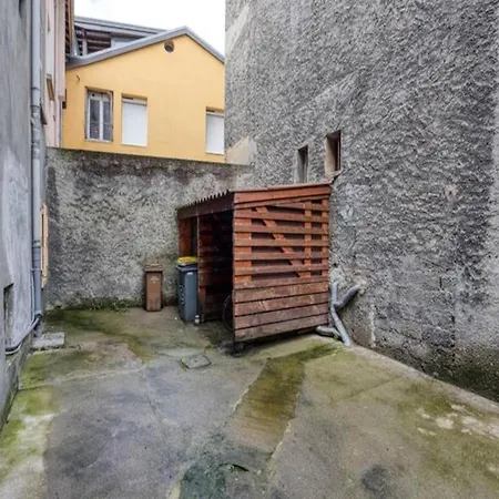 Apartment For 4 People *